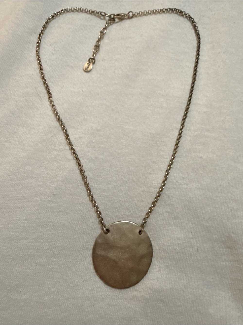 Fossil Vintage Silver Tone Hammered Disc Pendant Necklace Minimalist